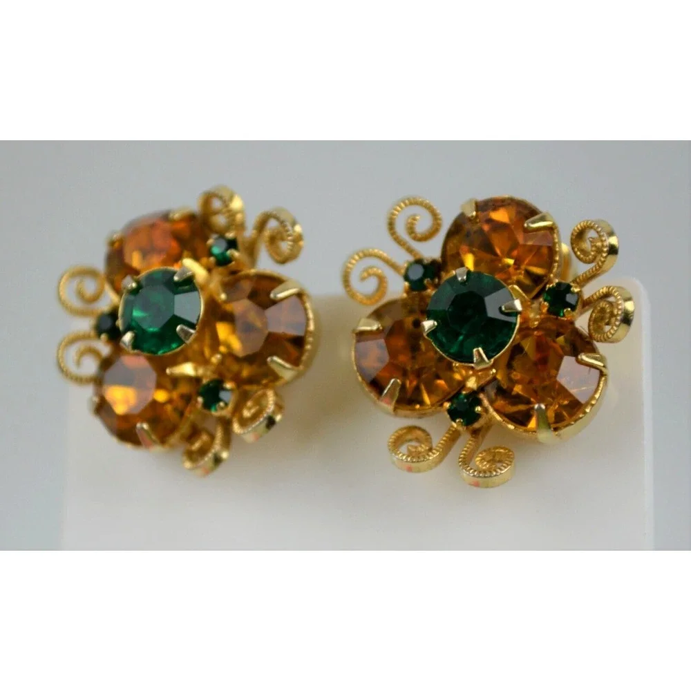 Vintage Gold Tone Metal Clip On Earrings Beautiful Orange &‎ Green Rhinestones